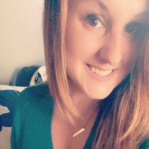 Meet your Posher, Kendra